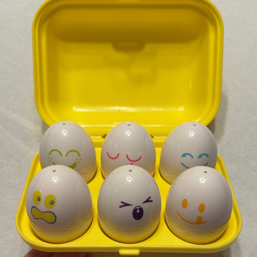 Vintage Smiley Egg Learning Toy Set with Yellow Case